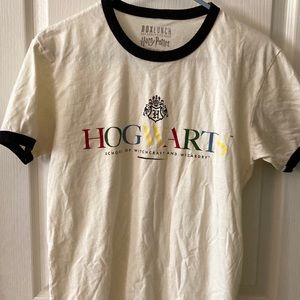 Boxlunch Harry Potter Hogwarts Tee